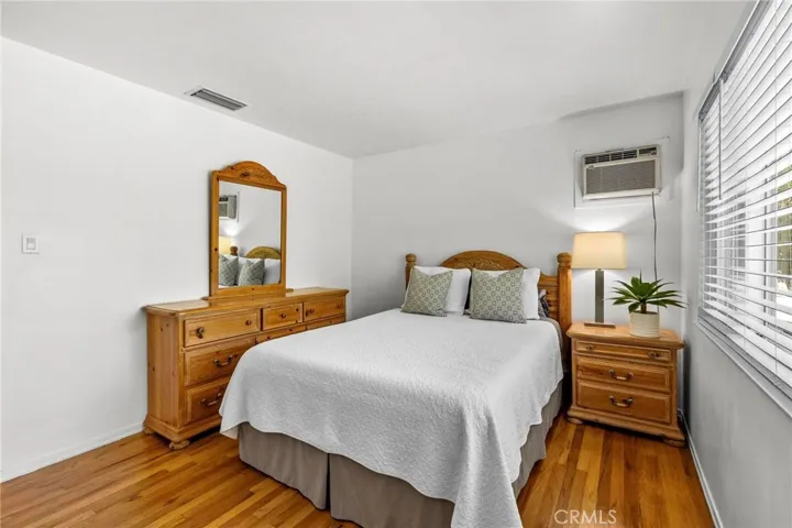 186 N Center, Redlands, California 92373