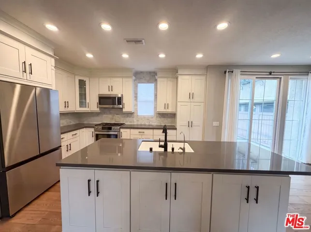 48 Laurelhurst Drive, Ladera Ranch, California 92694