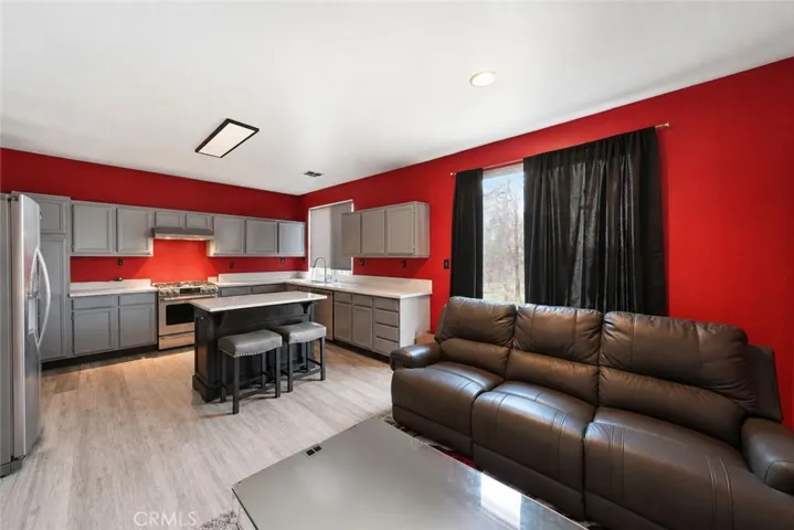 1185 San Polzin Way, San Jacinto, California 92582