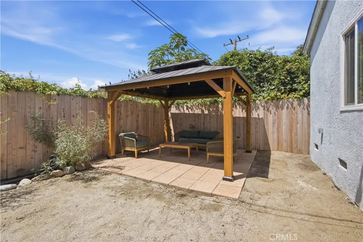 326 W Claude, Compton, California 90220
