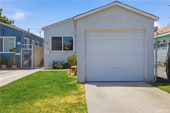 326 W Claude, Compton, California 90220