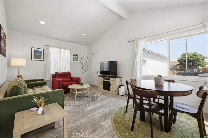 326 W Claude, Compton, California 90220