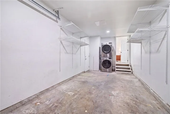 326 W Claude, Compton, California 90220