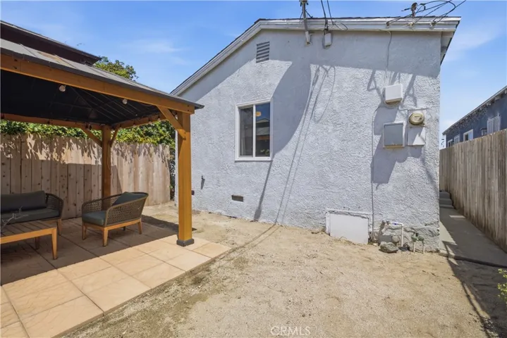 326 W Claude, Compton, California 90220