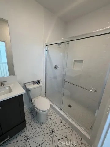 204 Baluster, Irvine, California 92618