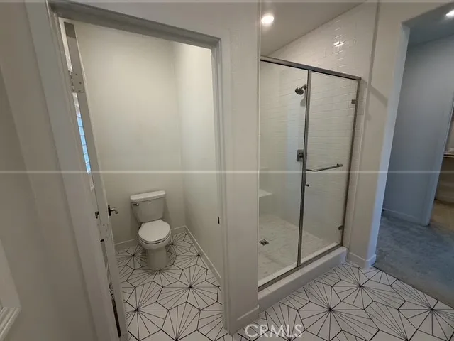 204 Baluster, Irvine, California 92618
