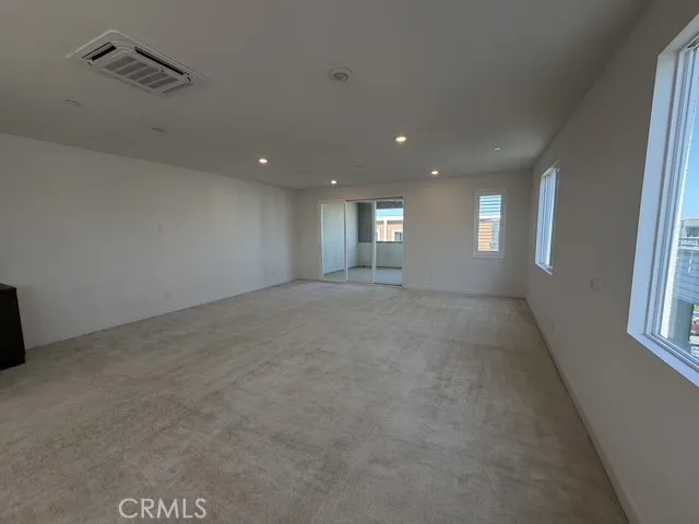 204 Baluster, Irvine, California 92618