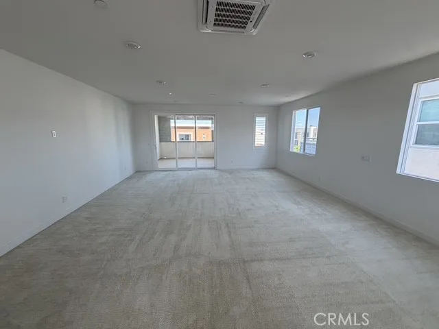 204 Baluster, Irvine, California 92618