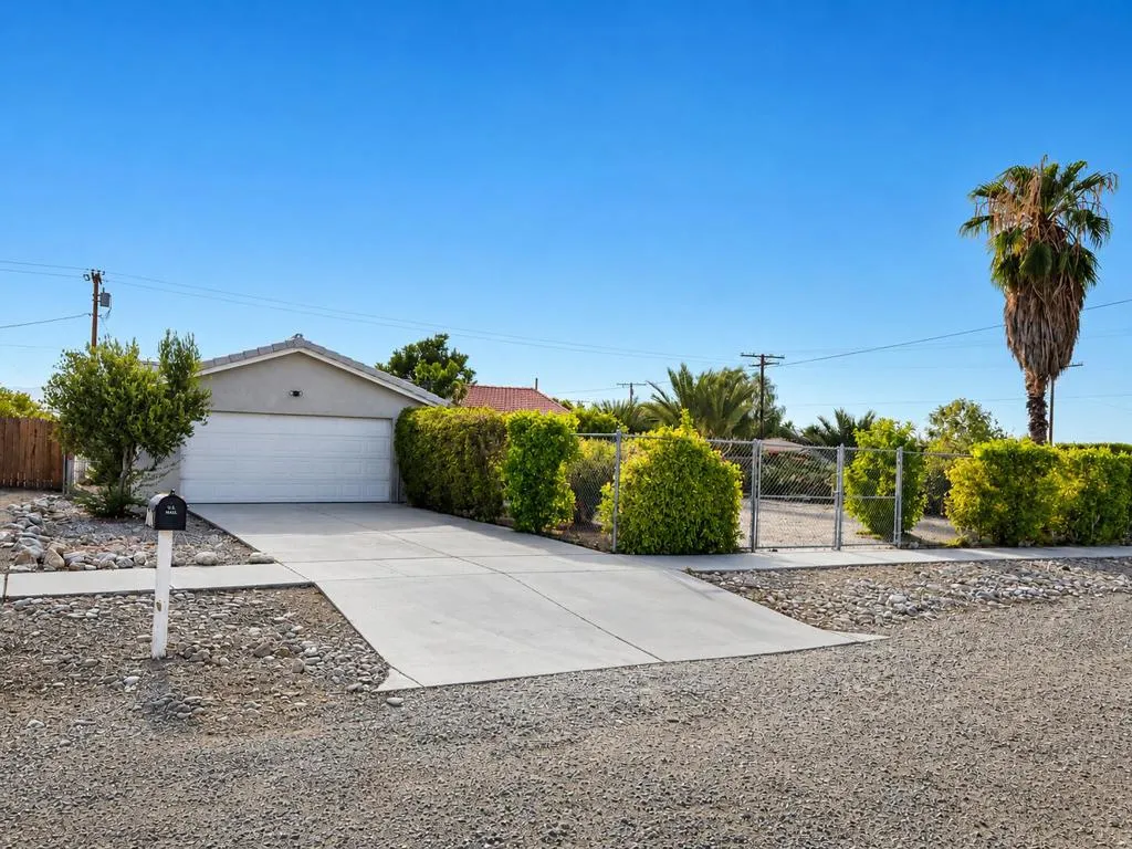 2799 Jester Ave