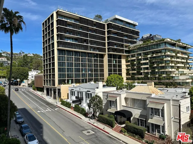 999 N Doheny Drive 408, West Hollywood, California 90069