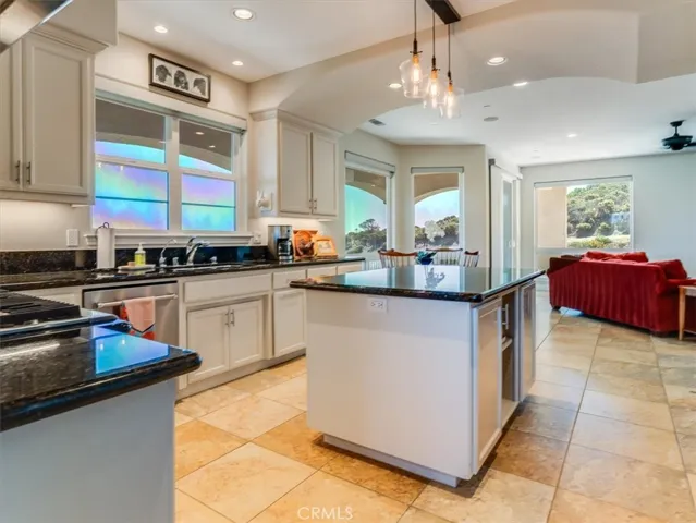 14215 Mary Austin Lane, Atascadero, California 93422