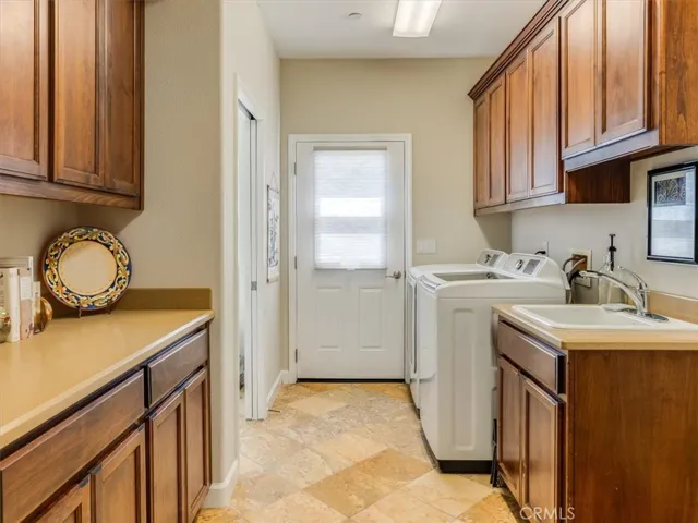 14215 Mary Austin Lane, Atascadero, California 93422