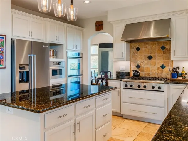 14215 Mary Austin Lane, Atascadero, California 93422
