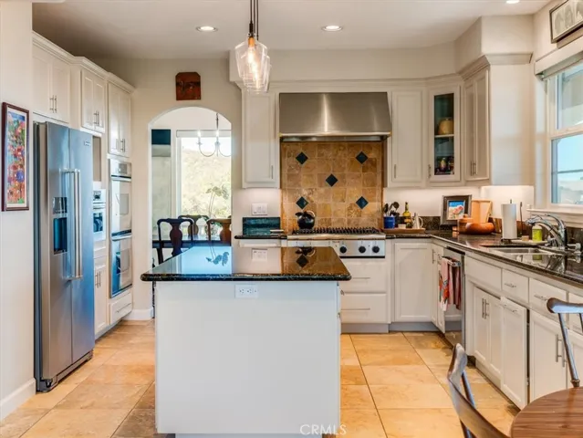14215 Mary Austin Lane, Atascadero, California 93422