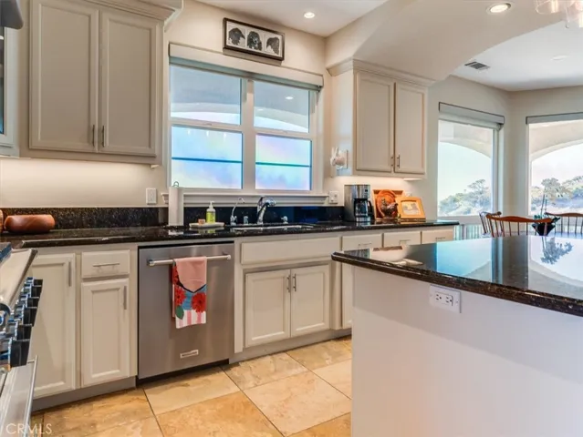 14215 Mary Austin Lane, Atascadero, California 93422