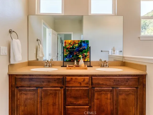14215 Mary Austin Lane, Atascadero, California 93422