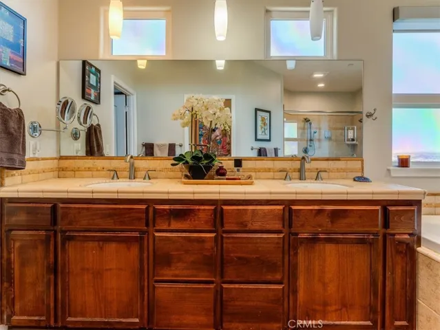 14215 Mary Austin Lane, Atascadero, California 93422