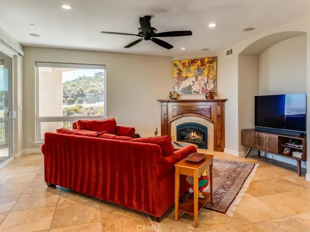 14215 Mary Austin Lane, Atascadero, California 93422