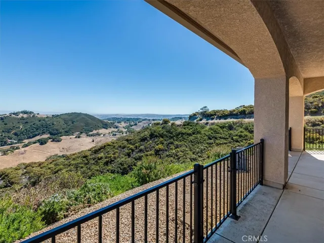 14215 Mary Austin Lane, Atascadero, California 93422