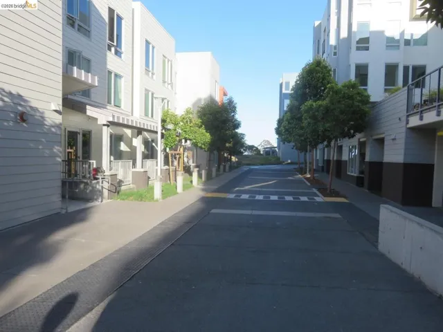 10 Kennedy Pl 203, San Francisco, California 94124