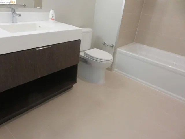 10 Kennedy Pl 203, San Francisco, California 94124