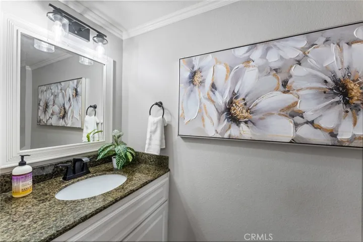 25805 Chapel Hill, Lake Forest, California 92630