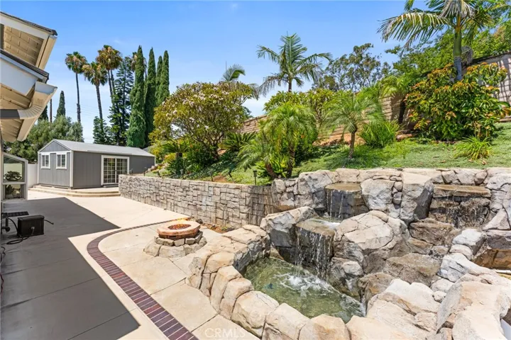 25805 Chapel Hill, Lake Forest, California 92630