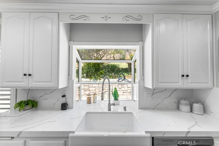 25805 Chapel Hill, Lake Forest, California 92630