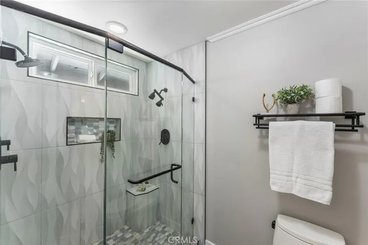 25805 Chapel Hill, Lake Forest, California 92630