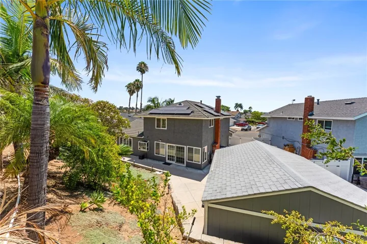 25805 Chapel Hill, Lake Forest, California 92630