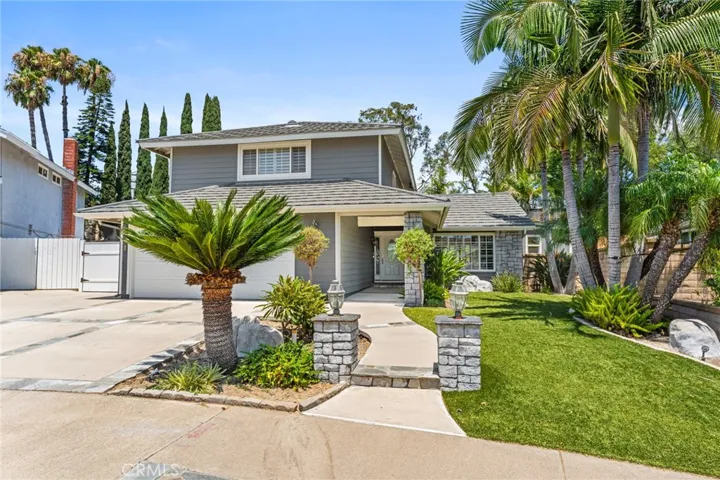 25805 Chapel Hill, Lake Forest, California 92630