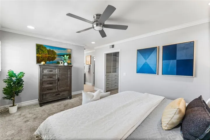 25805 Chapel Hill, Lake Forest, California 92630