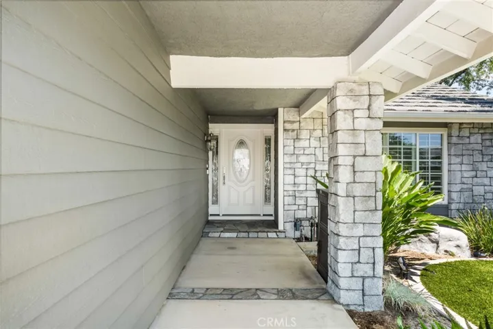 25805 Chapel Hill, Lake Forest, California 92630