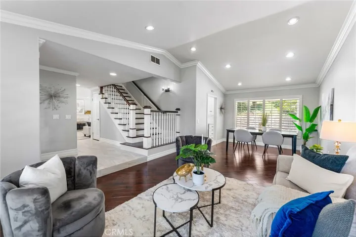 25805 Chapel Hill, Lake Forest, California 92630