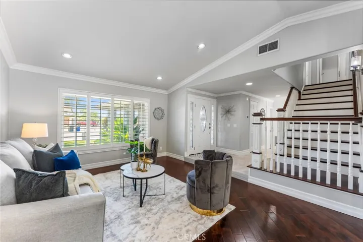 25805 Chapel Hill, Lake Forest, California 92630
