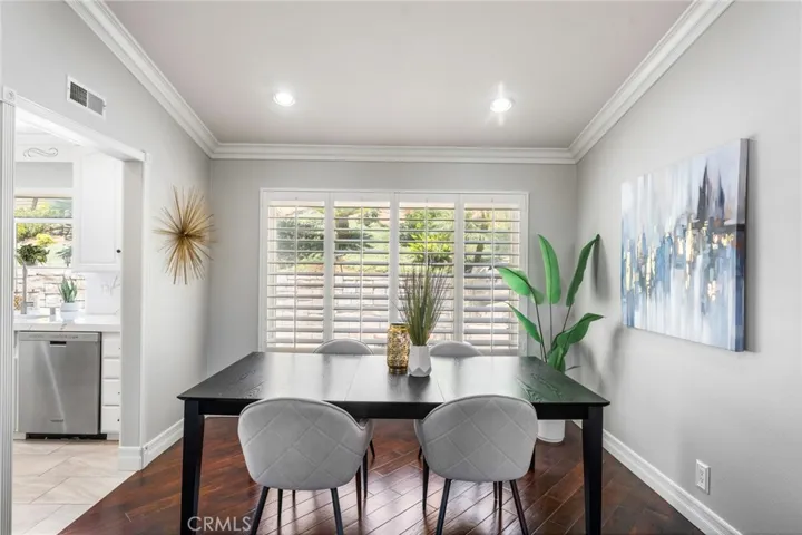 25805 Chapel Hill, Lake Forest, California 92630