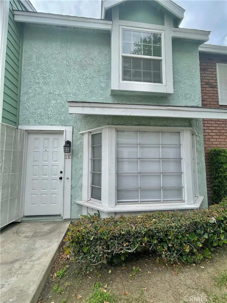5640 Riverside 110