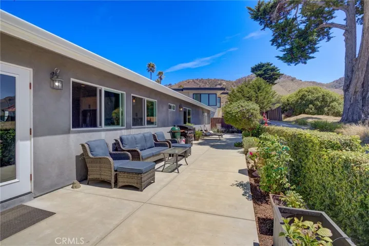177 Naomi Avenue, Pismo Beach, California 93449