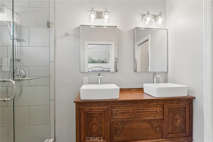 177 Naomi Avenue, Pismo Beach, California 93449