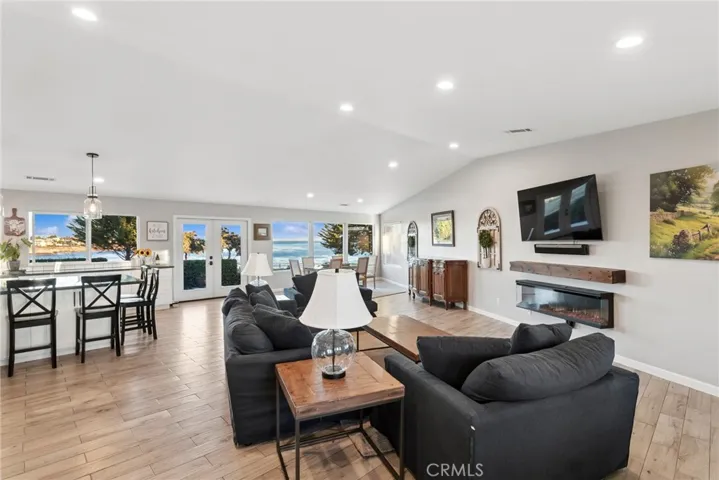 177 Naomi Avenue, Pismo Beach, California 93449