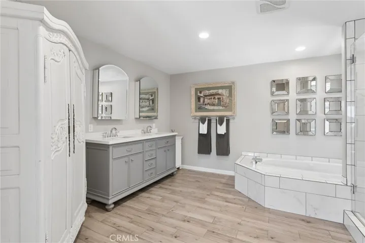 177 Naomi Avenue, Pismo Beach, California 93449