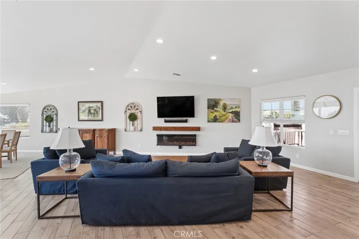 177 Naomi Avenue, Pismo Beach, California 93449