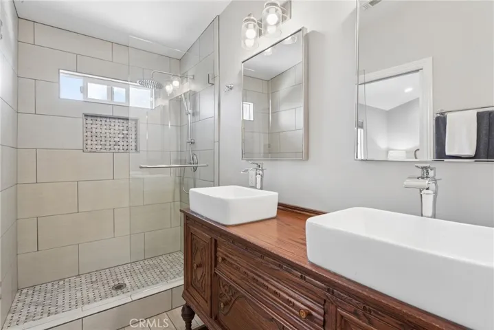 177 Naomi Avenue, Pismo Beach, California 93449