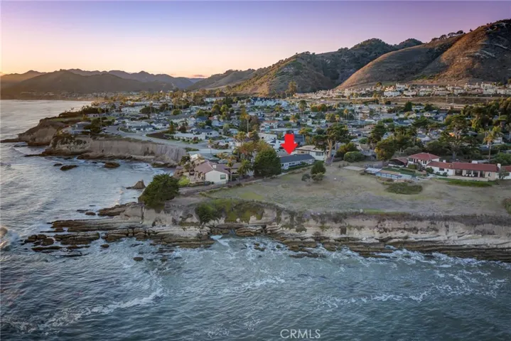 177 Naomi Avenue, Pismo Beach, California 93449