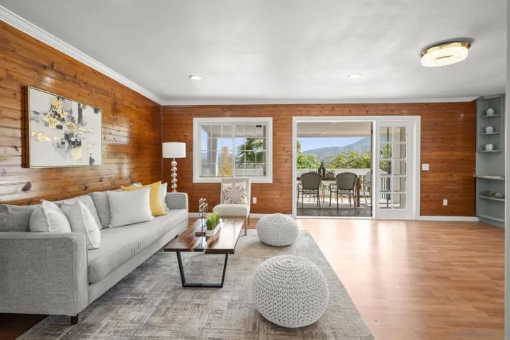 1405 Cuyamaca Ave, Spring Valley, California 91977