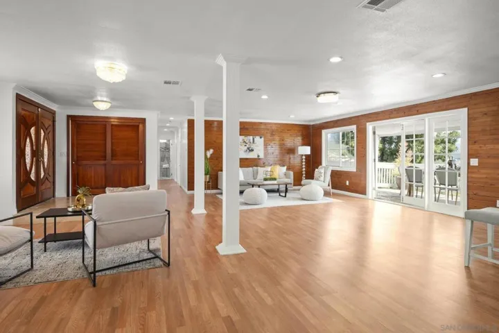 1405 Cuyamaca Ave, Spring Valley, California 91977