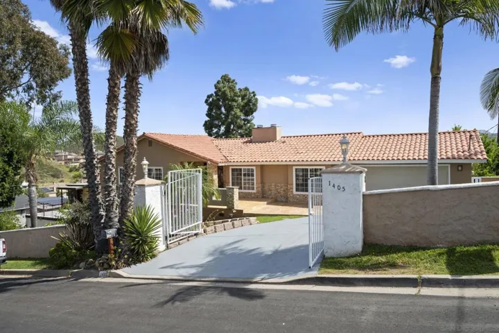 1405 Cuyamaca Ave, Spring Valley, California 91977