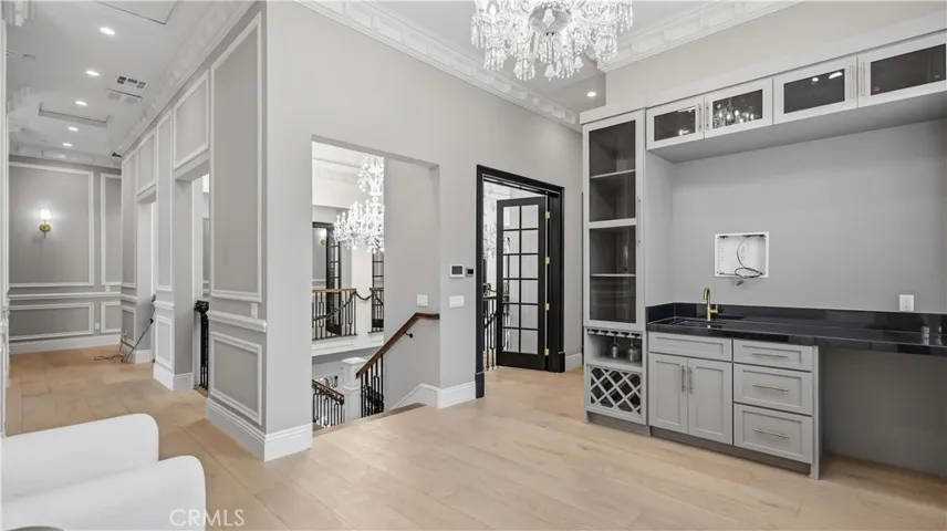 849 Michigan, Pasadena, California 91107