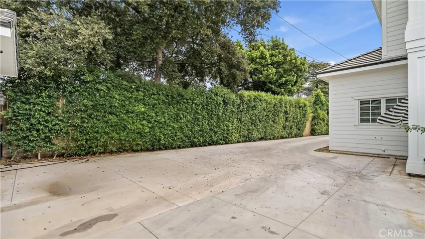 849 Michigan, Pasadena, California 91107