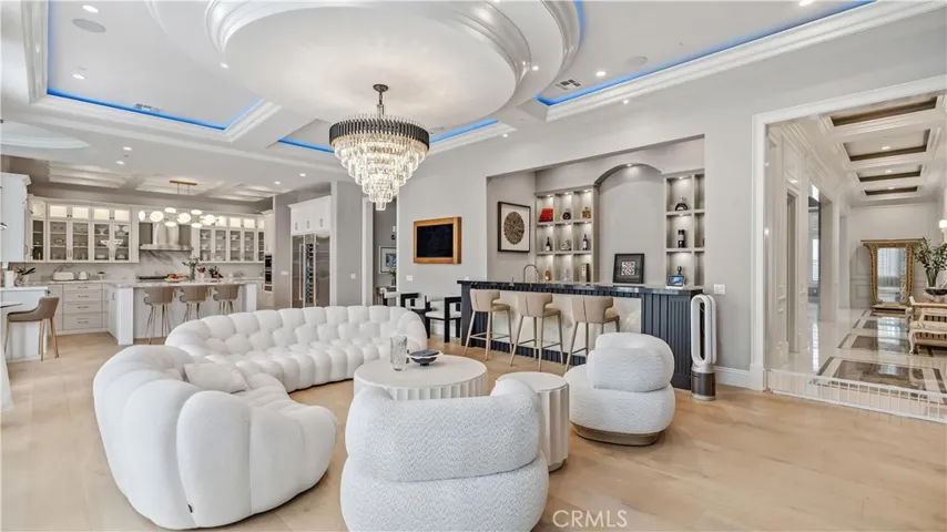 849 Michigan, Pasadena, California 91107